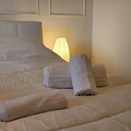 Be Your - Stazione Mare Apartment Civitavecchia